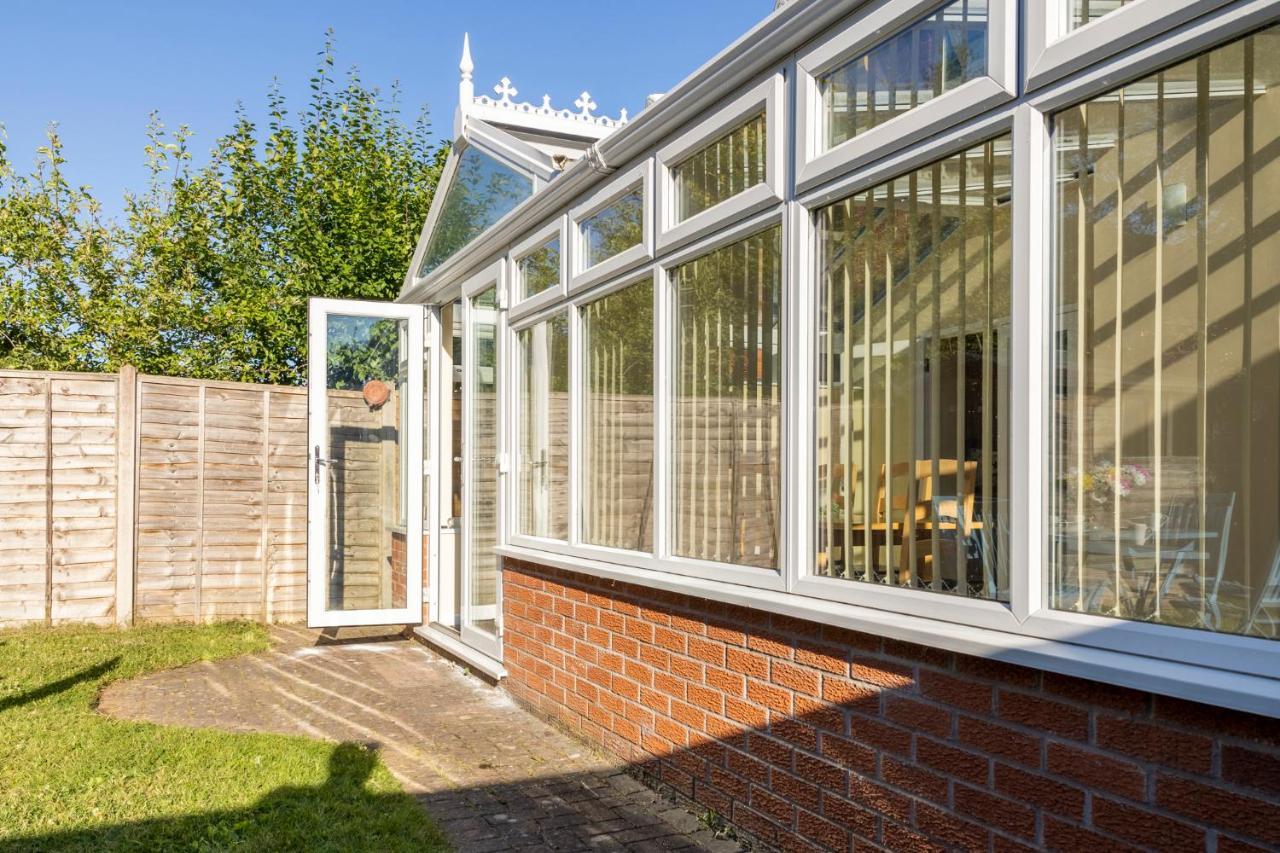 Fair View - Off Street Parking And Garden Villa Shrewsbury Eksteriør bilde